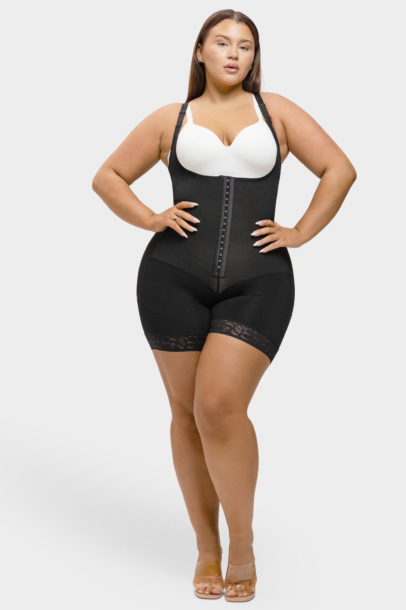 Felicia Short Powernet® - Ademende Latex Body met Open Borst, Buikcontrole en Stevige Compressie Shapewear. - Bella Fit™